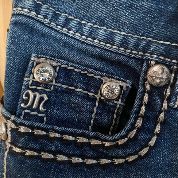 MISS ME Like NEW jeans size 25 signature boot cut - Picture 4 of 15